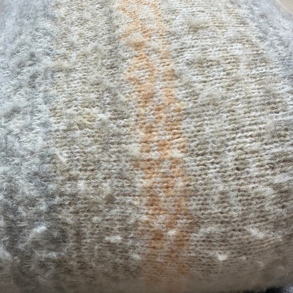 Free People Willow Poncho Cream Gray Sweater Pullover Oversized Aztec Medium - Picture 14 of 14